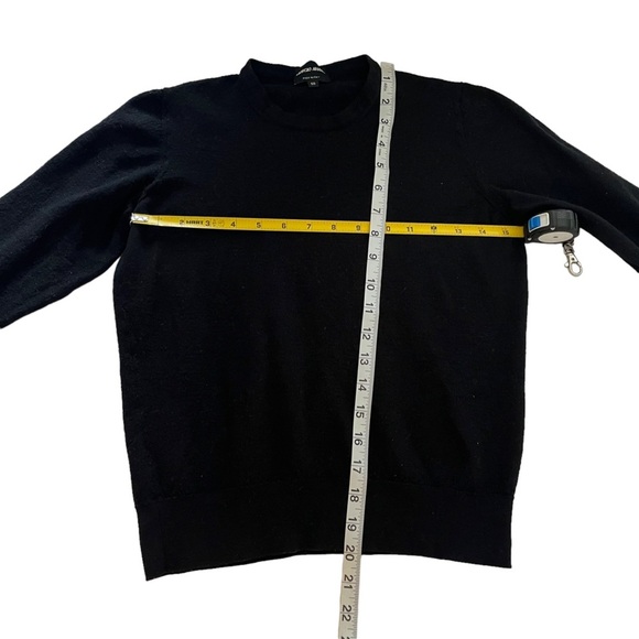 GIORGIO Armani Black Sweater - Picture 5 of 5